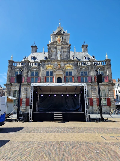 Covered stage delft